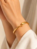 Load image into Gallery viewer, Open Curve Bracelet
