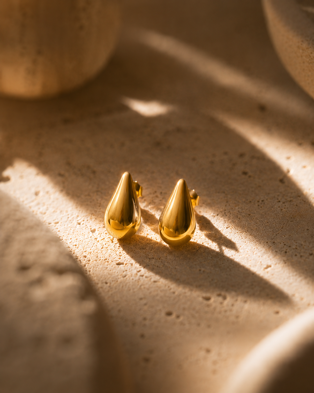 Rising Teardrop Earring