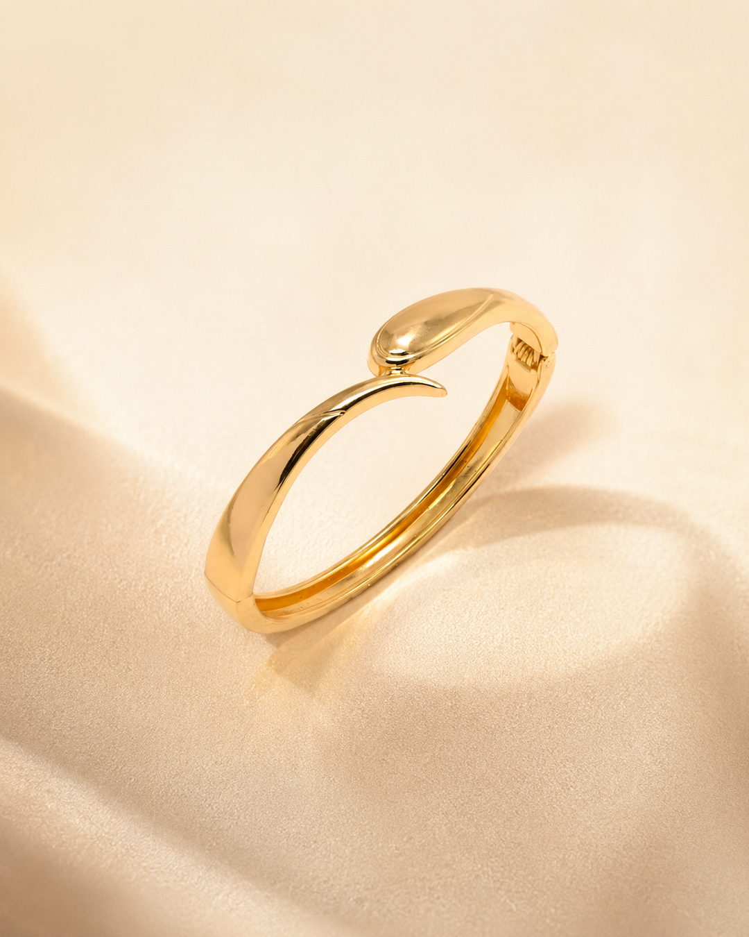 Open Curve Bracelet