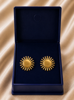 Load image into Gallery viewer, Here I Shine Earrings
