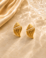 Load image into Gallery viewer, Golden Conch Studs
