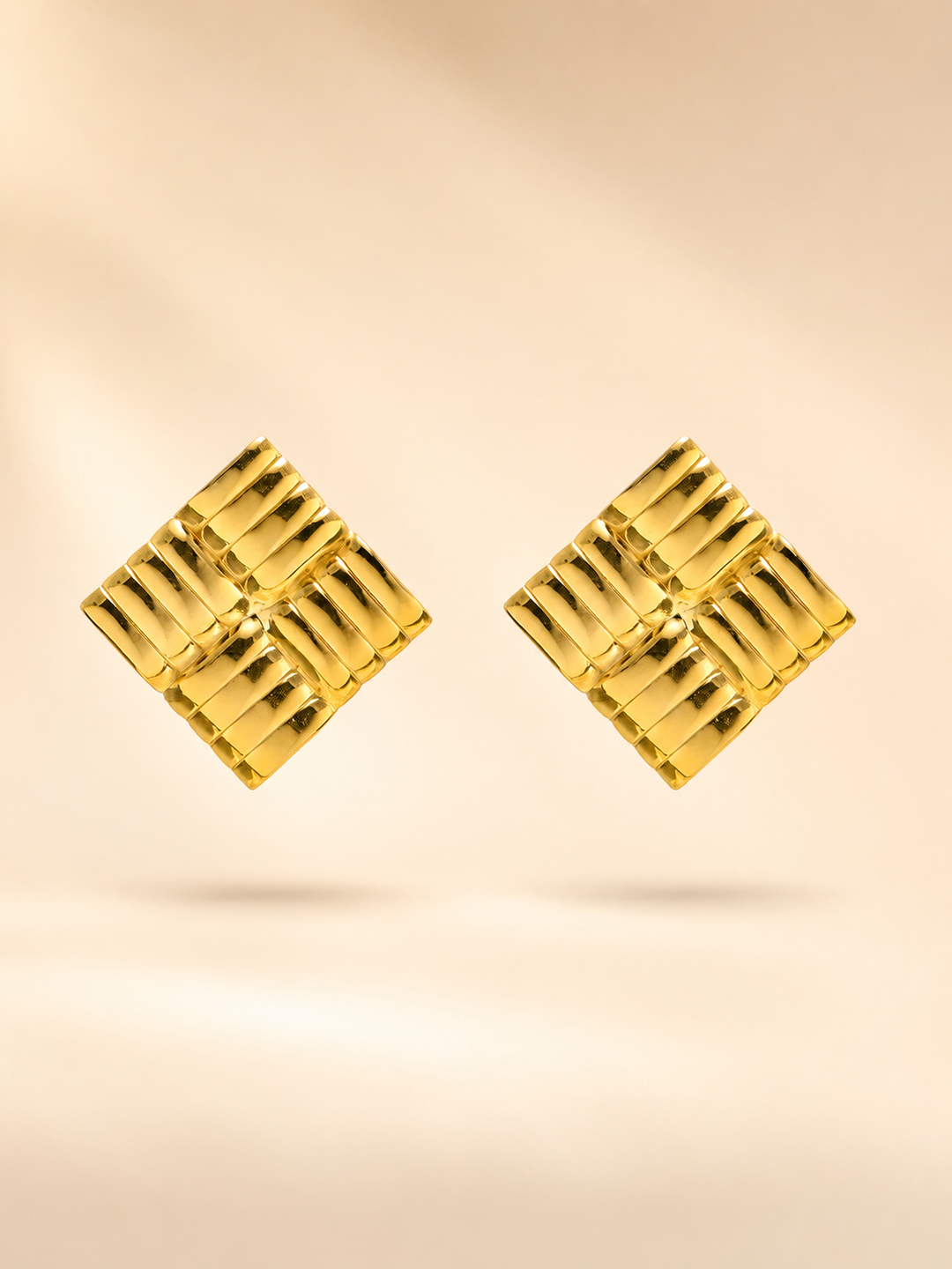 Hold My Shape Earrings